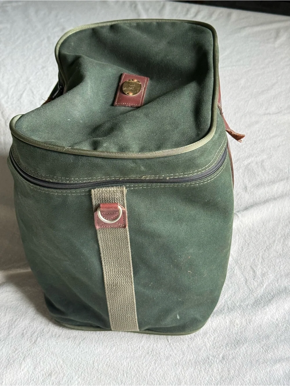 Vintage The Orvis Company sports duffle bag